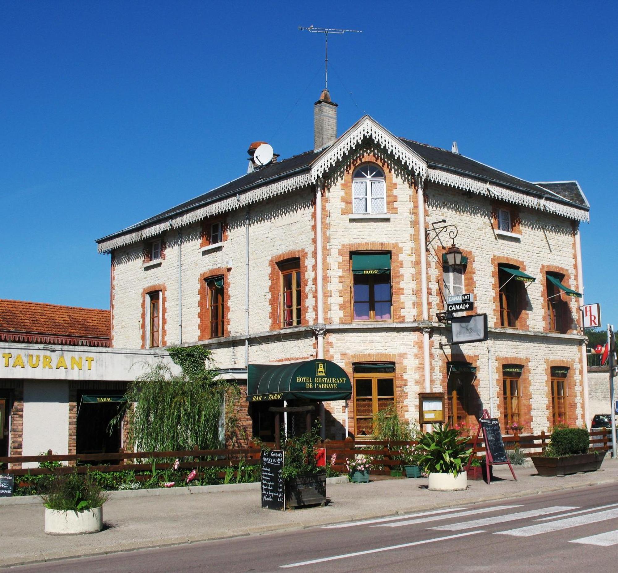 Hotel Restaurant De L'Abbaye Clairvaux Zewnętrze zdjęcie
